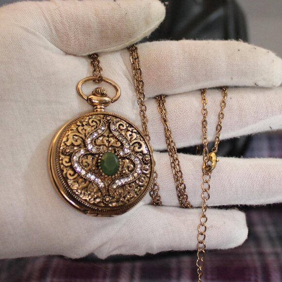Vissun Pocket Watch Pendant Necklace Rhinestones Scrollwork WORKS main image 13